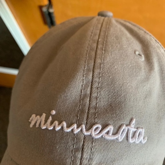 ‼️‼️ S O L D ‼️‼️ Minnesota Baseball Cap - Picture 3 of 8